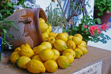 LIMONES